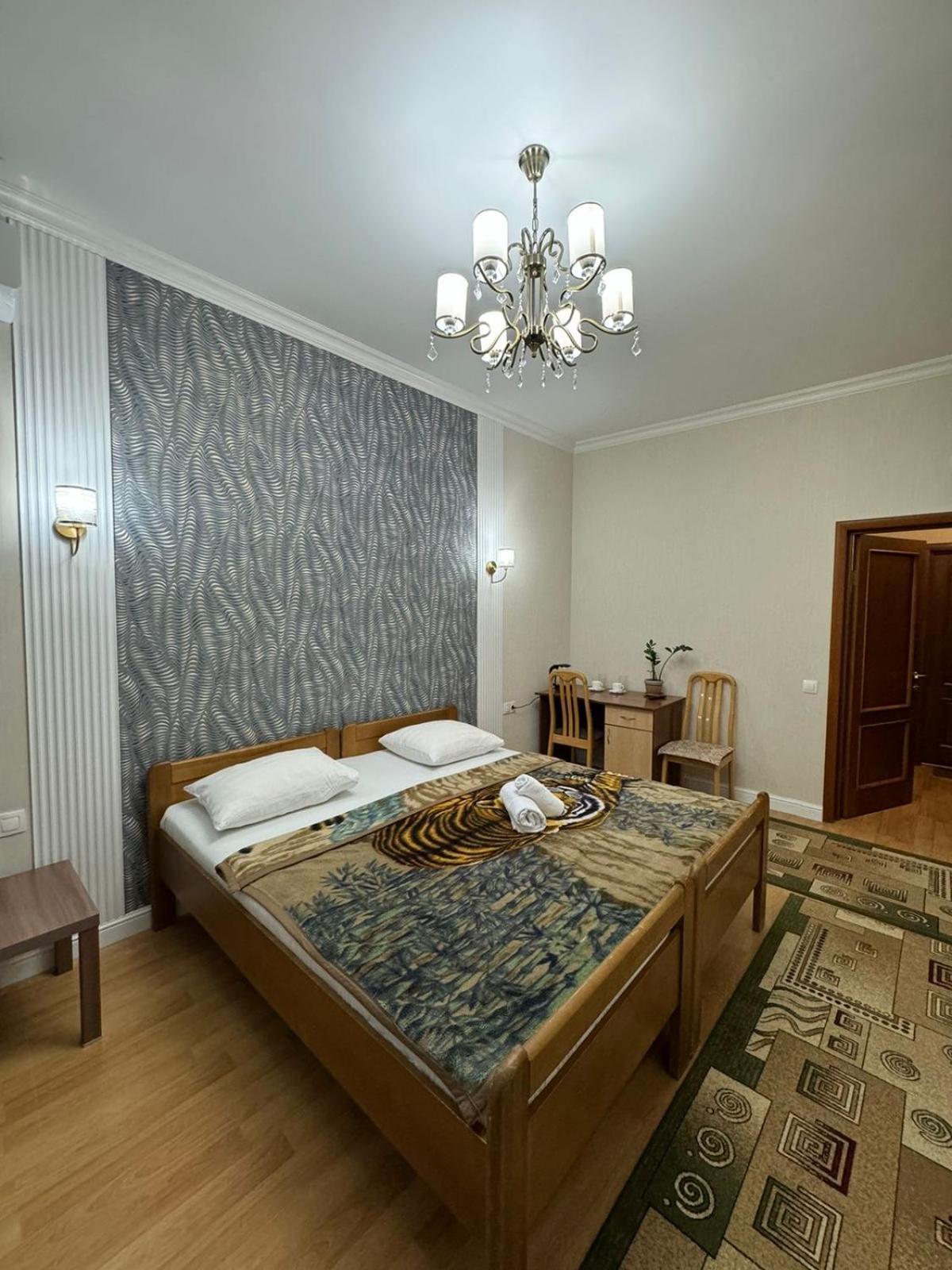 Mini-Hotel Sultan Astana Extérieur photo